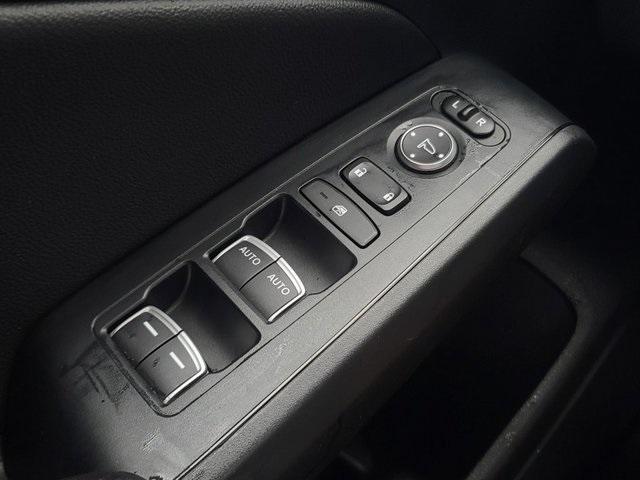 Photo of 2024 Lunar Silver Metallic Honda Civic