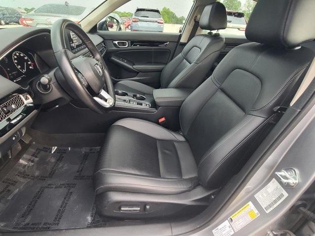 Photo of 2024 Lunar Silver Metallic Honda Civic