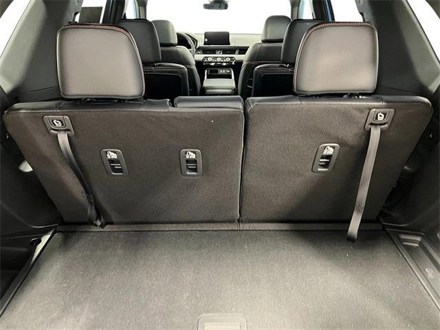 Photo of 2025 Crystal Black Pearl Honda Pilot