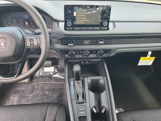 Photo of 2025 Urban Gray Pearl Honda Accord