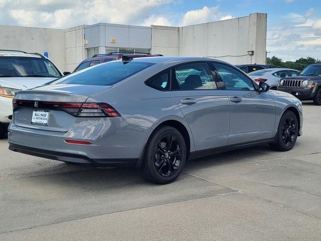 Photo of 2025 Urban Gray Pearl Honda Accord