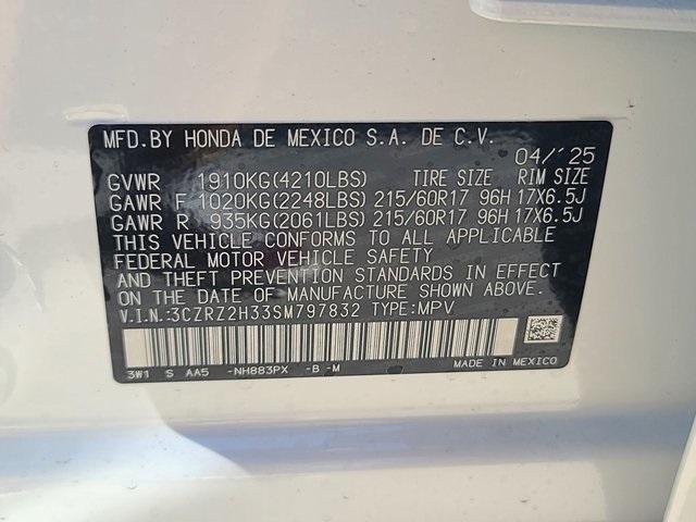 Photo of 2025 Platinum White Pearl Honda HR-V