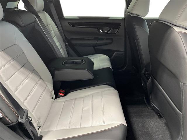 Photo of 2026 Platinum White Pearl Honda CR-V Hybrid