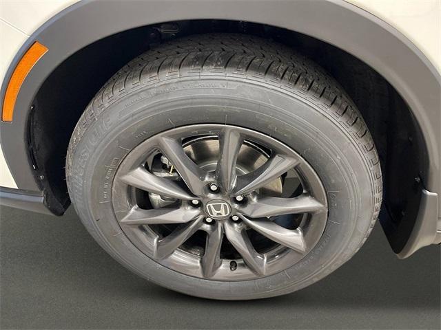 Photo of 2026 Platinum White Pearl Honda CR-V