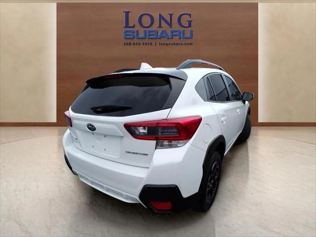 Photo of 2022 Crystal White Pearl Subaru Crosstrek