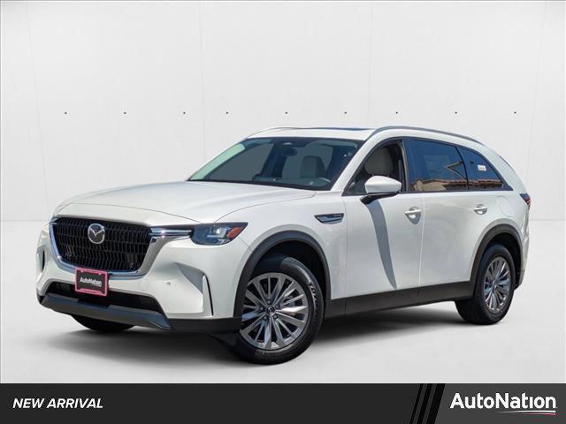 Photo of 2025 Rhodium White Premium Mazda CX-90