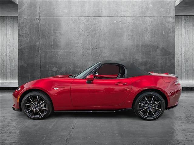 Photo of 2025 Soul Red Crystal Metallic Mazda MX-5 Miata