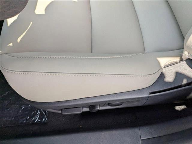 Photo of 2025 Snowflake White Pearl Mica Mazda CX-30
