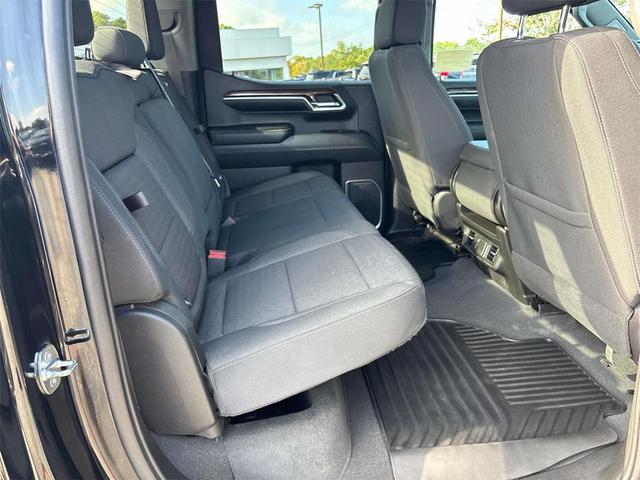 Photo of 2023 Onyx Black GMC Sierra 1500