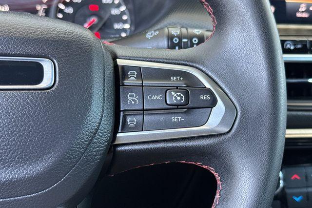 Photo of 2024 Silver Zynith Jeep Compass