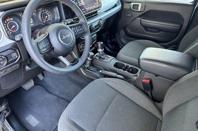 Photo of 2024 Black Clearcoat Jeep Wrangler