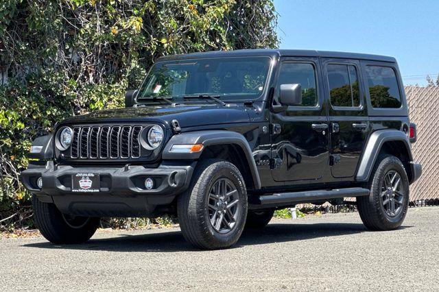 Photo of 2024 Black Clearcoat Jeep Wrangler