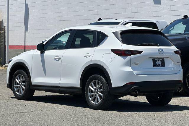 Photo of 2022 Snowflake White Pearl Mazda CX-5