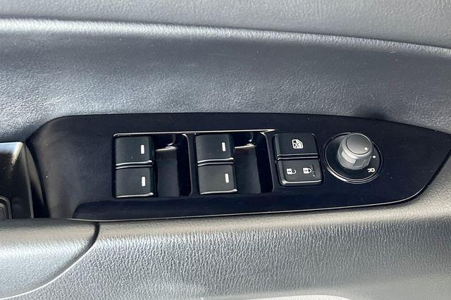 Photo of 2022 Snowflake White Pearl Mazda CX-5