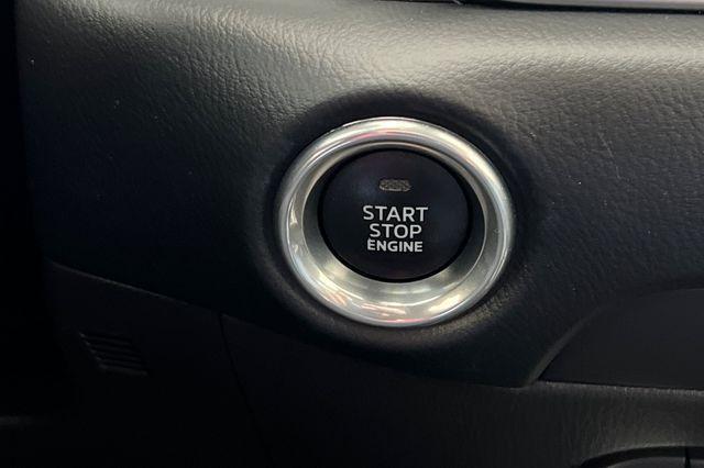 Photo of 2022 Snowflake White Pearl Mazda CX-5
