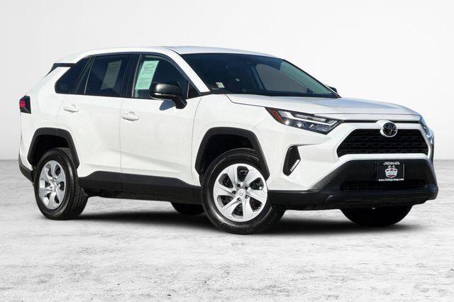 Photo of 2024 Ice Toyota RAV4