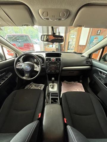 Photo of 2014 Silver Subaru XV Crosstrek