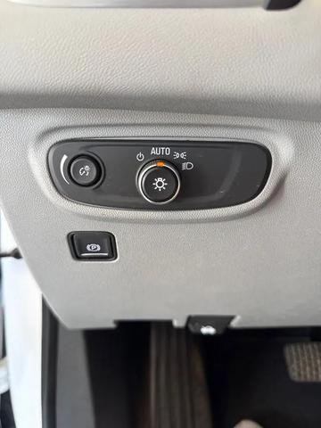 Photo of 2019 White GMC Terrain