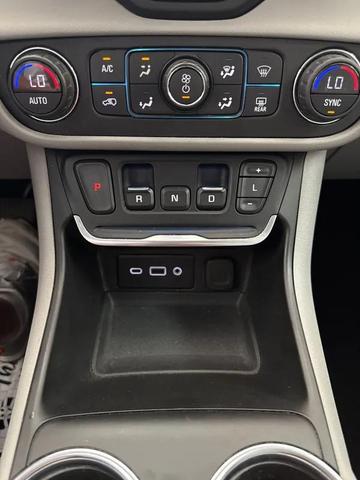 Photo of 2019 White GMC Terrain