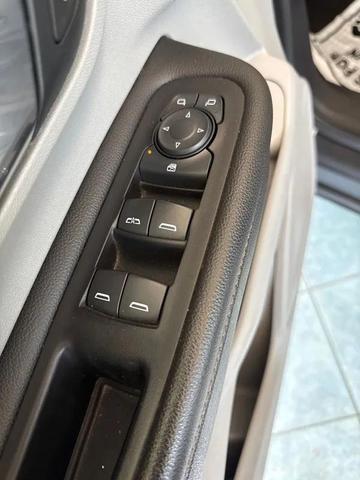 Photo of 2019 White GMC Terrain