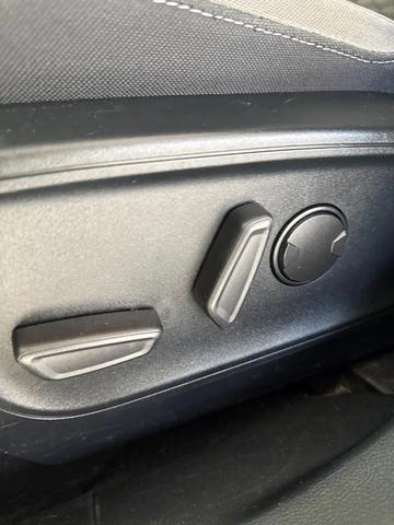 Photo of 2021 Black Ford Escape