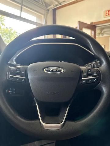 Photo of 2021 Black Ford Escape