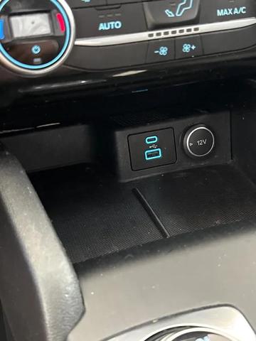 Photo of 2021 Black Ford Escape