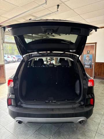 Photo of 2021 Black Ford Escape