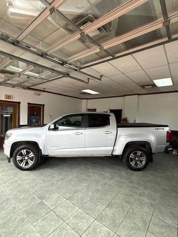 Photo of 2018 Silver Chevrolet Colorado