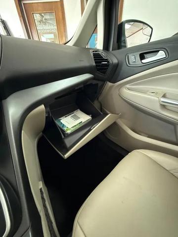 Photo of 2017 Blue Ford C-Max Energi
