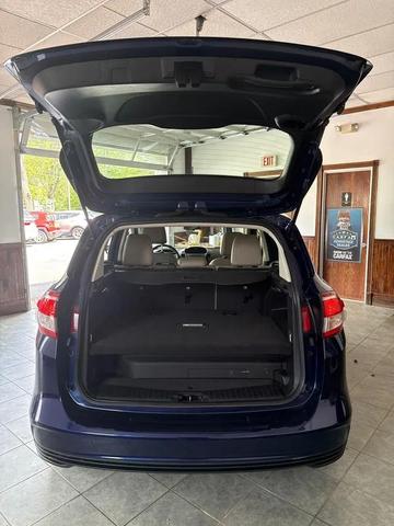 Photo of 2017 Blue Ford C-Max Energi