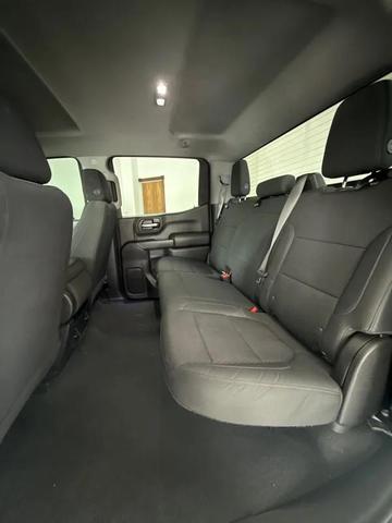 Photo of 2022 White Chevrolet Silverado 1500
