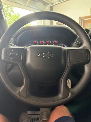 Photo of 2022 White Chevrolet Silverado 1500