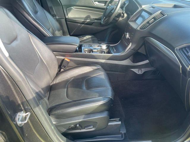 Photo of 2020 Magnetic Ford Edge