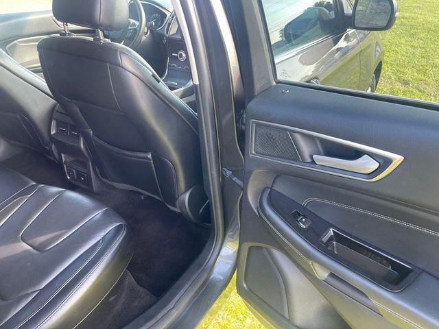 Photo of 2020 Magnetic Ford Edge