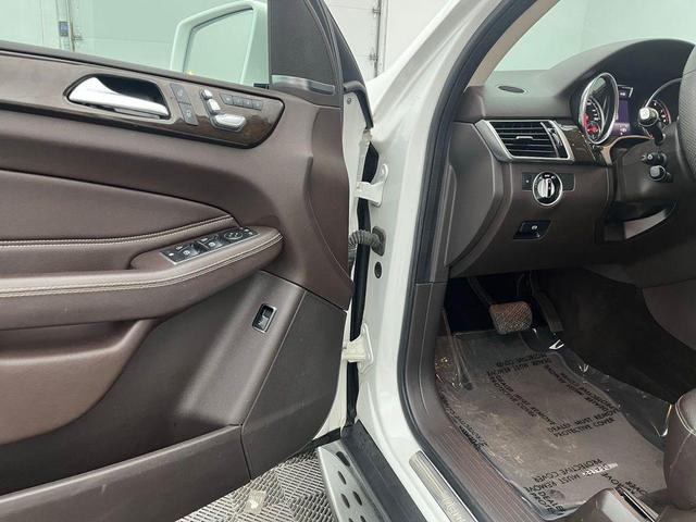 Photo of 2017 Polar White Mercedes-Benz GLE 350
