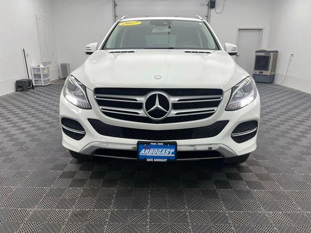 Photo of 2017 Polar White Mercedes-Benz GLE 350