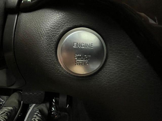 Photo of 2017 Polar White Mercedes-Benz GLE 350