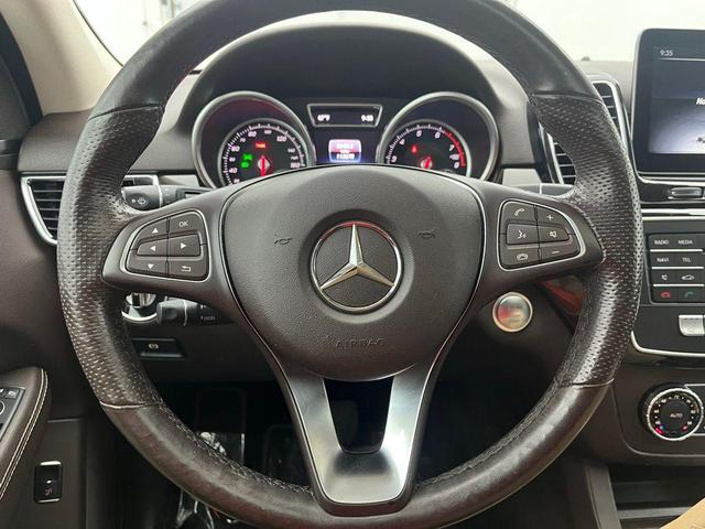 Photo of 2017 Polar White Mercedes-Benz GLE 350