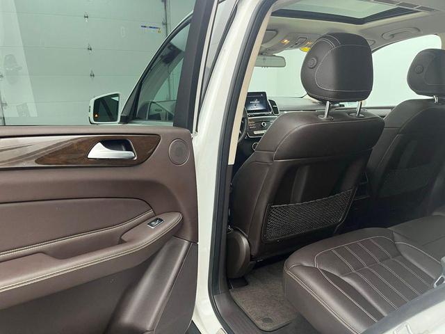 Photo of 2017 Polar White Mercedes-Benz GLE 350