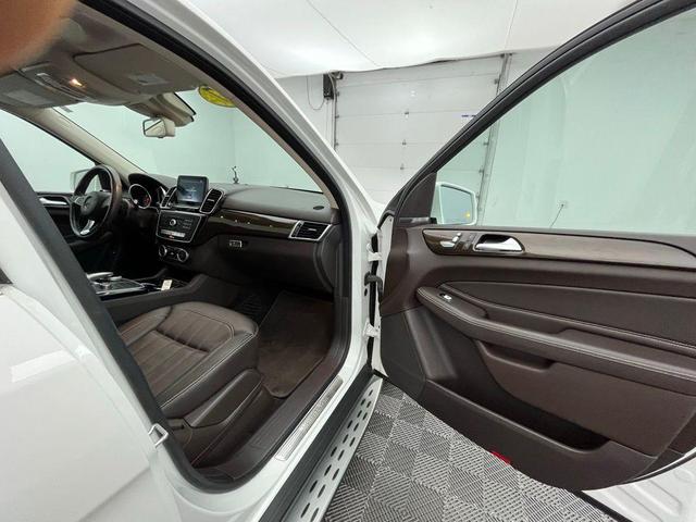 Photo of 2017 Polar White Mercedes-Benz GLE 350