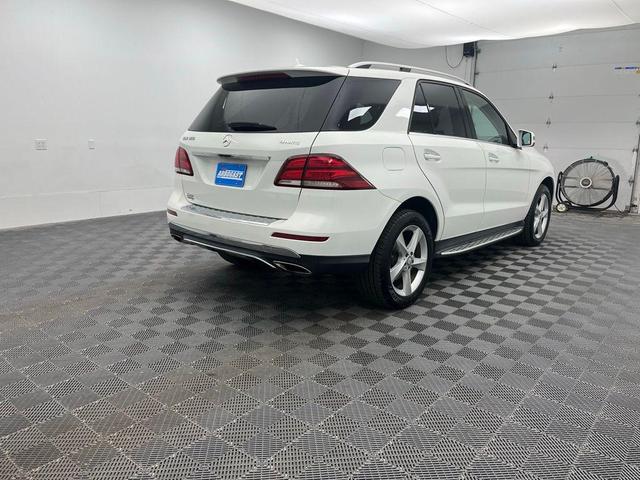 Photo of 2017 Polar White Mercedes-Benz GLE 350