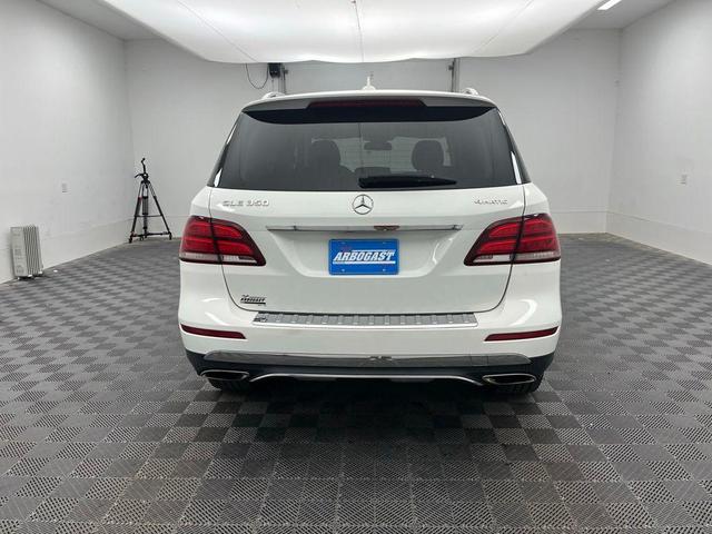 Photo of 2017 Polar White Mercedes-Benz GLE 350