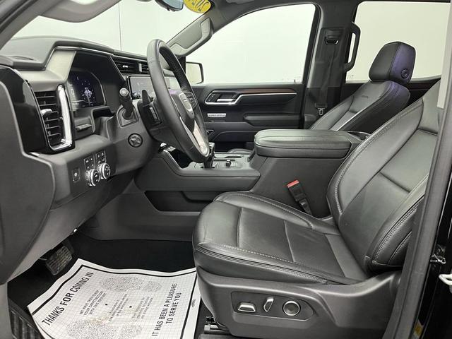 Photo of 2024 Onyx Black GMC Sierra 1500