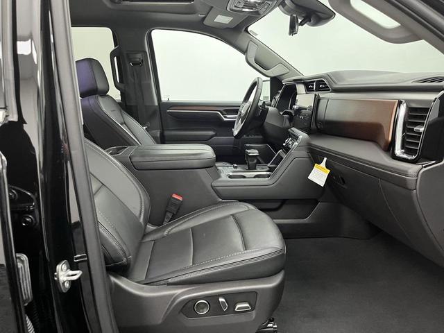 Photo of 2024 Onyx Black GMC Sierra 1500