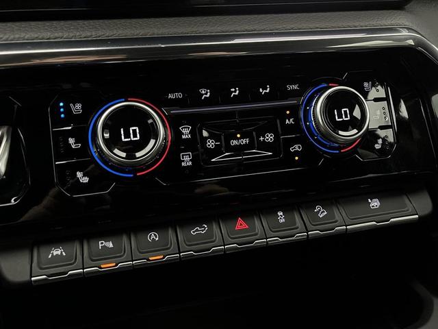 Photo of 2024 Onyx Black GMC Sierra 1500
