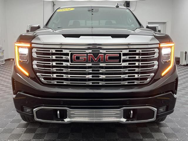 Photo of 2024 Onyx Black GMC Sierra 1500
