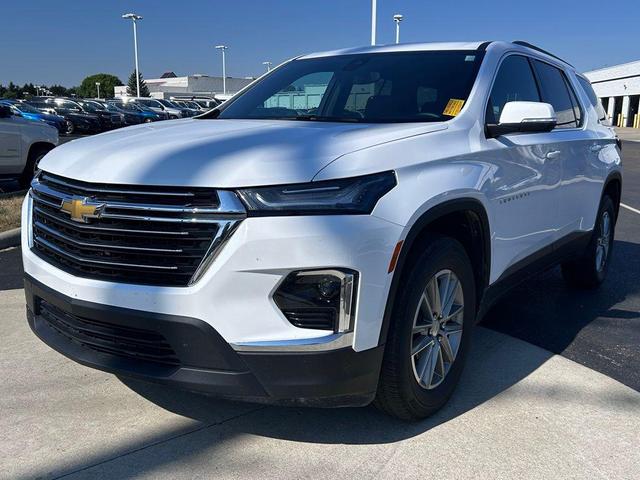 Photo of 2023 Summit White Chevrolet Traverse