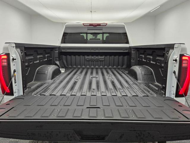 Photo of 2026 Summit White GMC Sierra 2500