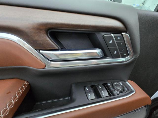 Photo of 2026 Summit White GMC Sierra 2500